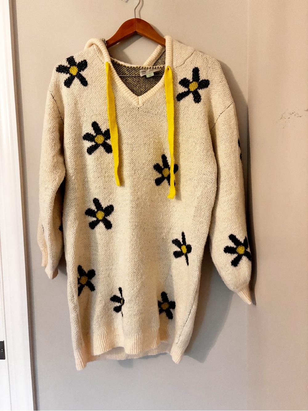 ANTHROPOLOGIE hooded sweater with navy floral pattern. Sz. S